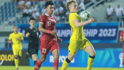 Fergus Tierney Diving di Laga Timnas Indonesia U-23 Vs Malaysia, Netizen: Menang Haram
