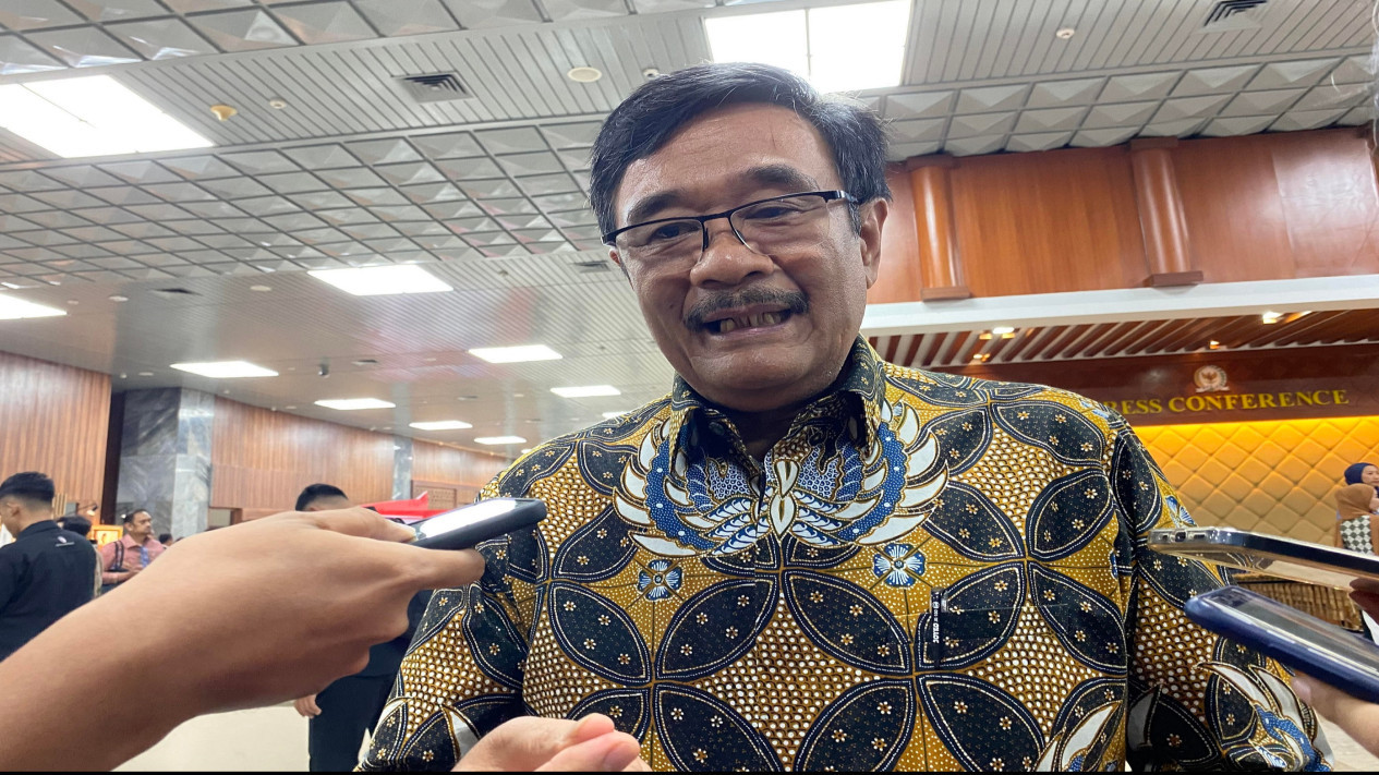 NasDem Ungkit Tempat Deklarasi Jokowi-Ma’ruf yang Juga di Museum, PDIP: Gedung Joang Beda Sama Museum Proklamasi
            - galeri foto