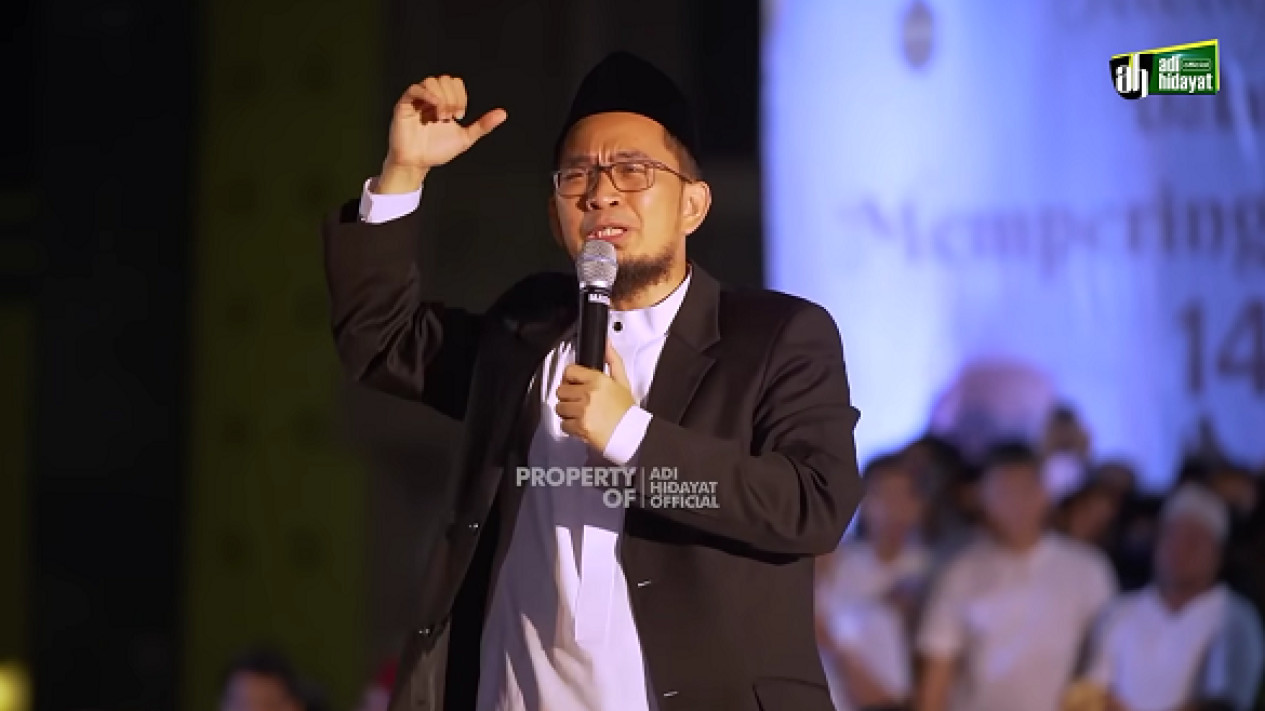 Tegas Soal Hukum Aqiqah saat Anak Sudah Dewasa, Ternyata Kata Ustaz Adi Hidayat Hukumnya Itu...
            - galeri foto
