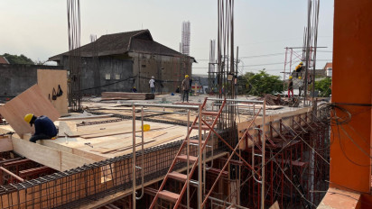 Pembangunan Mega Proyek IGD Terpadu RSUD Prof dr Soekandar Bakal Rampung November 2023