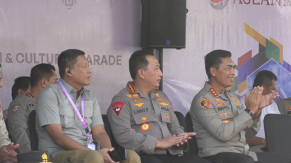 Kapolri Saksikan Langsung Gladi Bersih Karnaval AMMTC di Labuan Bajo