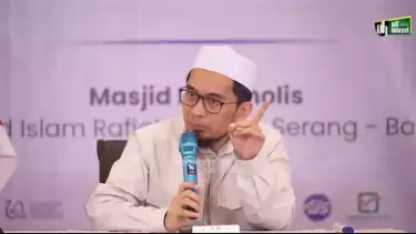 Ustaz Adi Hidayat