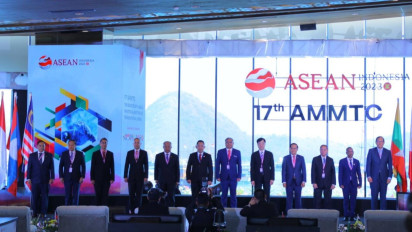 Presiden Jokowi Tekankan 3 Kejahatan Transnasional di Pembukaan AMMTC di Labuan Bajo