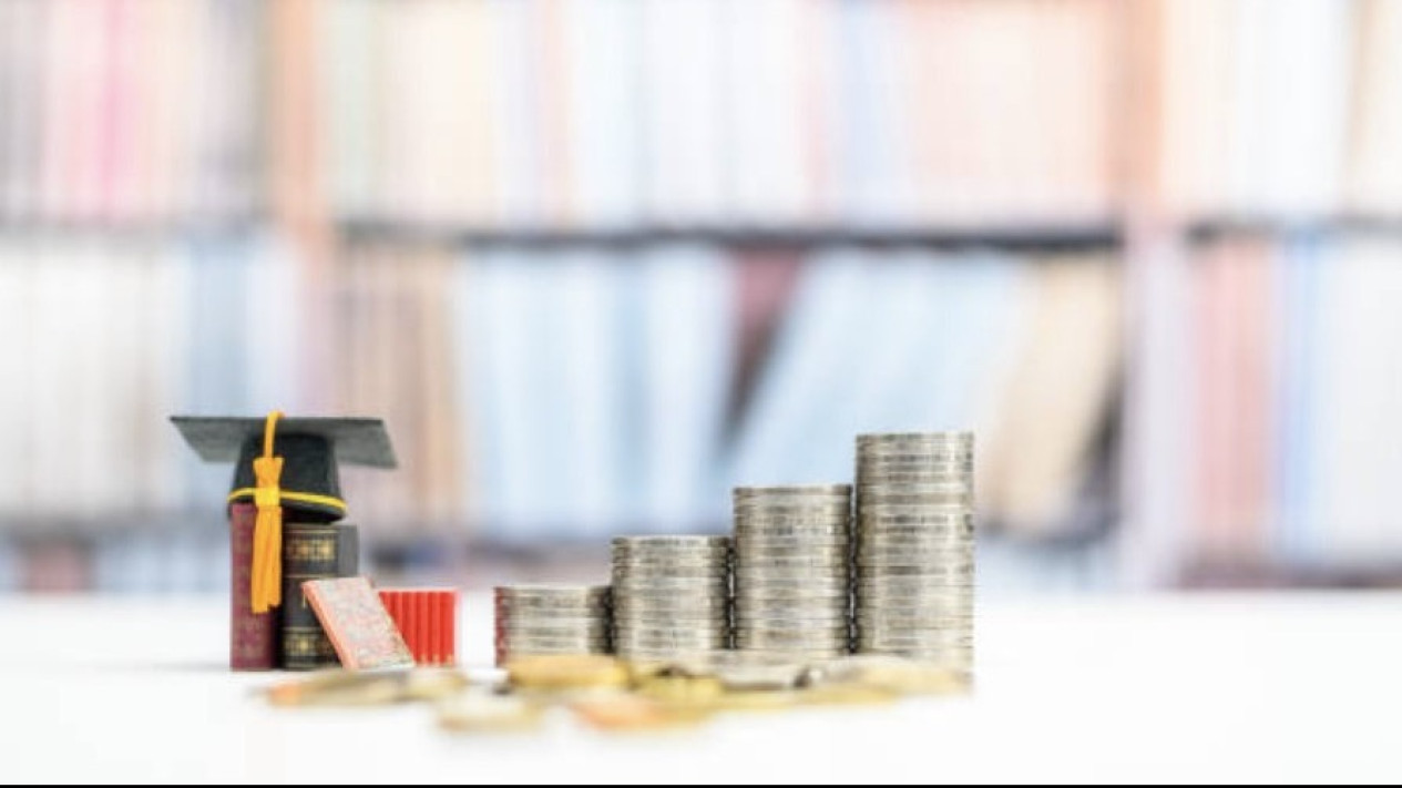 Pentingnya Literasi Keuangan agar Sadar Asuransi untuk Menghindari Penipuan
            - galeri foto