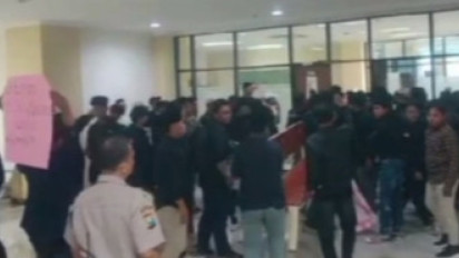 1200 Ijazah Alumni Tak Terdaftar di Kemendikbudristek, Mahasiswa UTM Gruduk Rektorat