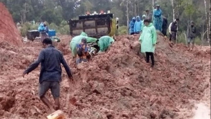 Cerita Mistis Jalur Seko: Jembatan Kayu Bergoyang, Pantangan Melintas Malam Hari dan Tarif Ojek Jutaan Rupiah