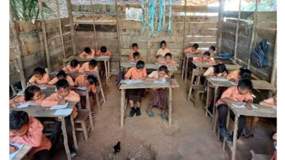 Miris ! Ruang Kelas Sekolah Dasar di Kabupaten Padang Lawas Utara Mirip Kandang Kambing