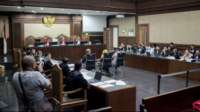 Hakim Kesal Menara BTS Tak Disurvei Langsung, Saksi Bakti Beri Alasannya