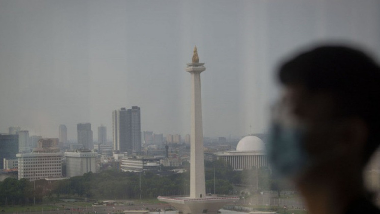 Minggu Pagi, Kualitas Udara Jakarta Lima Besar Terburuk di Dunia, Warga Harap Pakai Masker
            - galeri foto