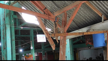 Ancam Keselamatan Jiwa Pedagang, Bangunan Pasar di Pacitan Reyot dan Keropos