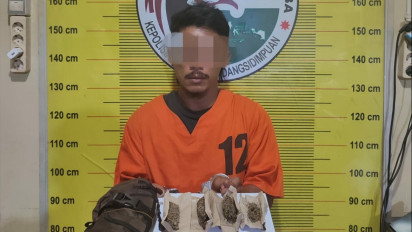 Edarkan Ganja, Seorang Supir Angkot Dibekuk Sat Resnarkoba Polres Padangsidimpuan