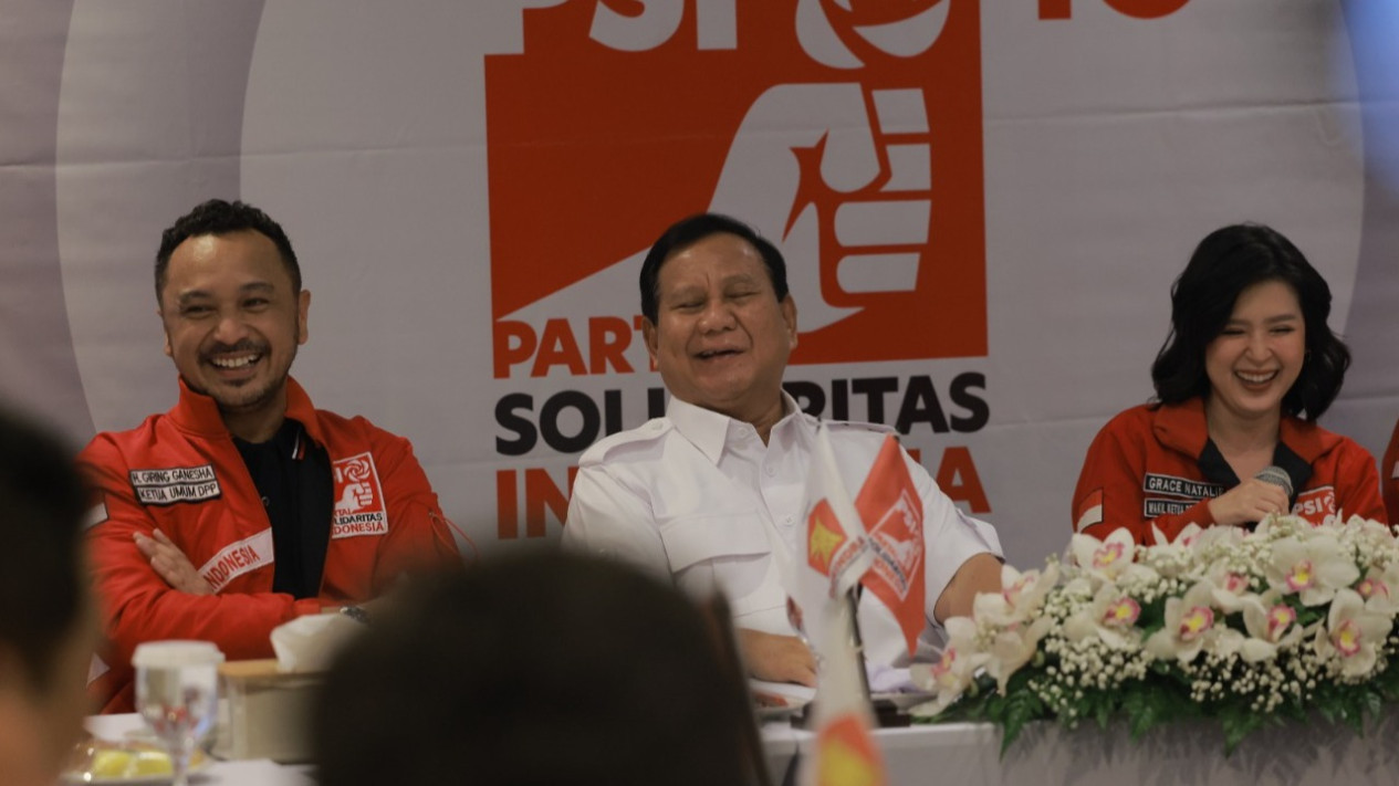 Grace Natalie Ungkap Prabowo Menyesal Sempat Dekat Dengan Kelompok Intoleran
            - galeri foto