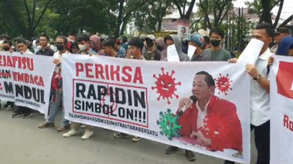 Dugaan Korupsi Dana Covid-19 di Samosir, Massa Demo Kejatisu Desak Periksa Rapidin Simbolon