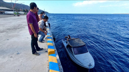 Sangsi dengan Cuaca Buruk, Warga Uji Coba Sendiri Pelabuhan Perikanan di Banyuwangi