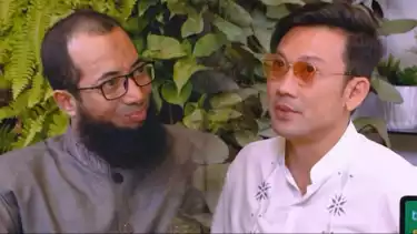 Denny Sumargo dan Ustaz Khalid Basalamah