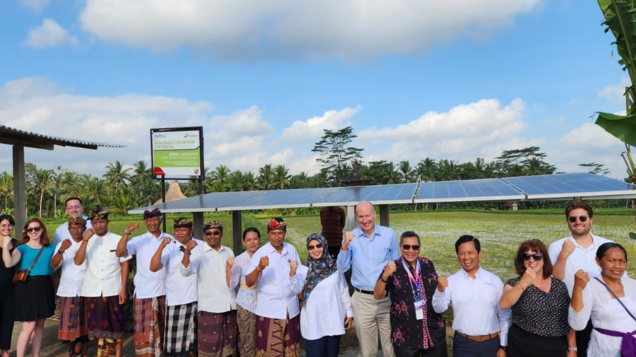 Kunjungi Keliki, Desa Energi Berdikari Pertamina—Deputy Secretary of Energy Amerika Serikat Terkesan dengan Leadership Komunitas
            - galeri foto