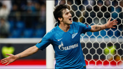 AS Roma Datangkan Penyerang Bayern 04 Leverkusen 'Sang Messi dari Iran' Sardar Azmoun dengan Status Pinjaman