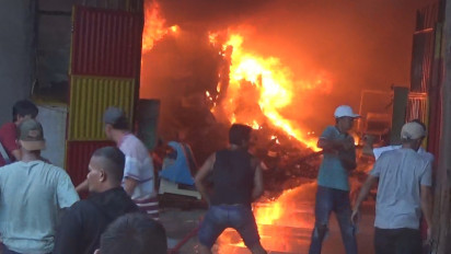 Pabrik Sepatu di Mojokerto Ludes Dilahap Si Jago Merah, Diduga Kerugian Capai Miliaran Rupiah