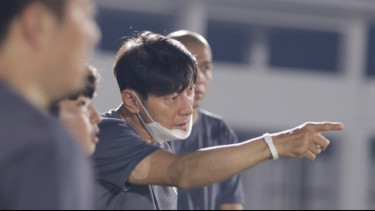 Wasit di Laga Final Piala AFF U-23 Dinilai Berat Sebelah dan Rugikan Indonesia? Shin Tae-yong Sampai Marah dan...