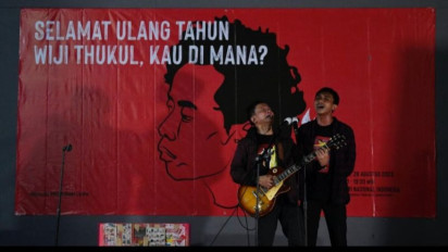 Ratusan Aktivis Tagih Janji Pemerintah Cari Penyair Wiji Thukul