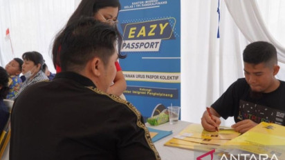 Imigrasi Kanwil Kemenkumham Babel Deportasi 11 WNA