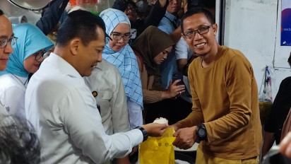 Pedagang Keluhkan Beras Curah Rusak Harga Pasar, Dirut Bulog Usul Distribusikan Beras Kemasan 1 Kg