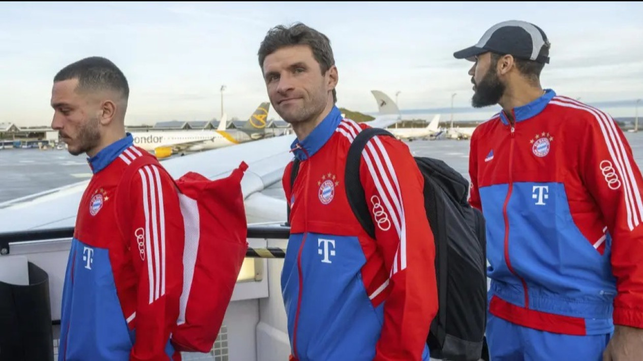 Ronaldo Vs Messi, Thomas Muller Pilih Mana?
            - galeri foto