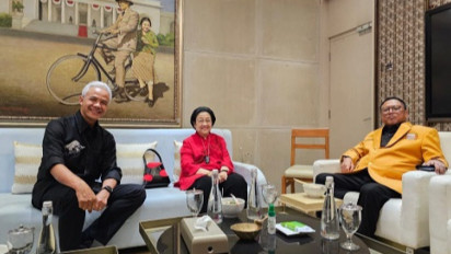 Pertama Kali Sambangi Markas PDIP, Megawati dan Ganjar Pranowo Jamu Petinggi Hanura Pakai Mi Ayam