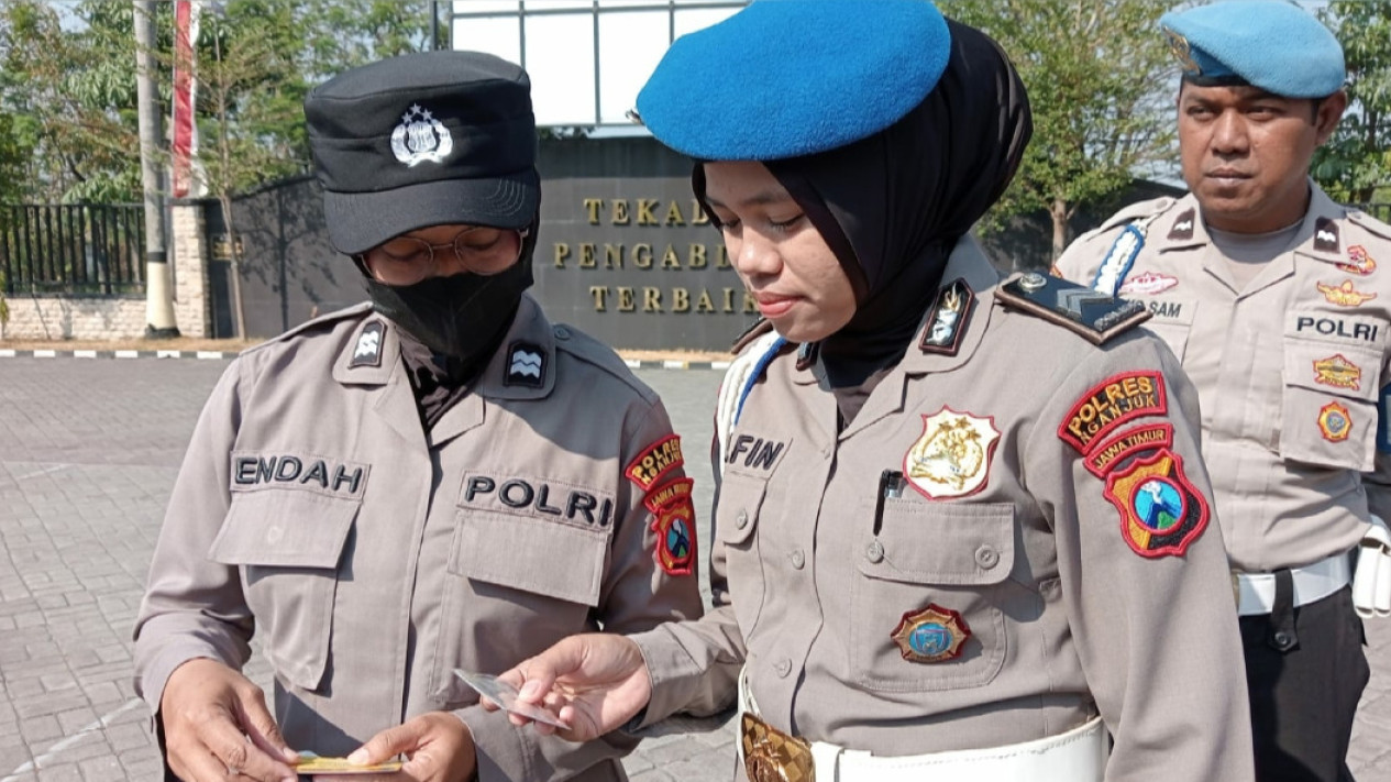 Polwan di Polres Nganjuk di Periksa Div Propam, Ada Apa?
            - galeri foto