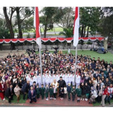 Merah Putih Berkibar di Federation Square Melbourne Australia