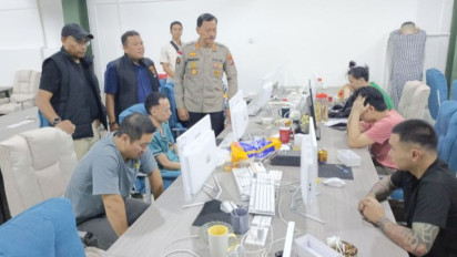 Puluhan Pelaku 'Love Scamming" Asal Tiongkok Ditangkap di Batam, Para Tersangka Kirim Video Seks kepada Korbannya