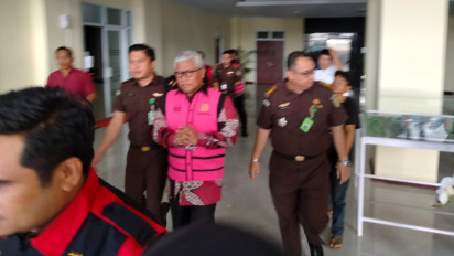 Korupsi Pengadaan Alat Laboratorium Terpadu, Mantan Rektor Unsulbar Ditetapkan Sebagai Tersangka