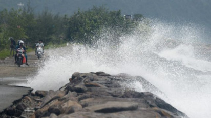 Fenomena Super Blue Moon Besok, Warga Aceh Diminta Waspada Banjir Rob