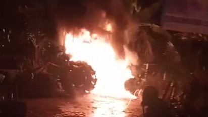 Mobil Traktor Buruh Tani di Gowa Diduga Dibakar OTK