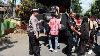 Bolos Saat Jam Sekolah, Puluhan Siswa Di Kotamobagu Terjaring Razia Petugas Gabungan