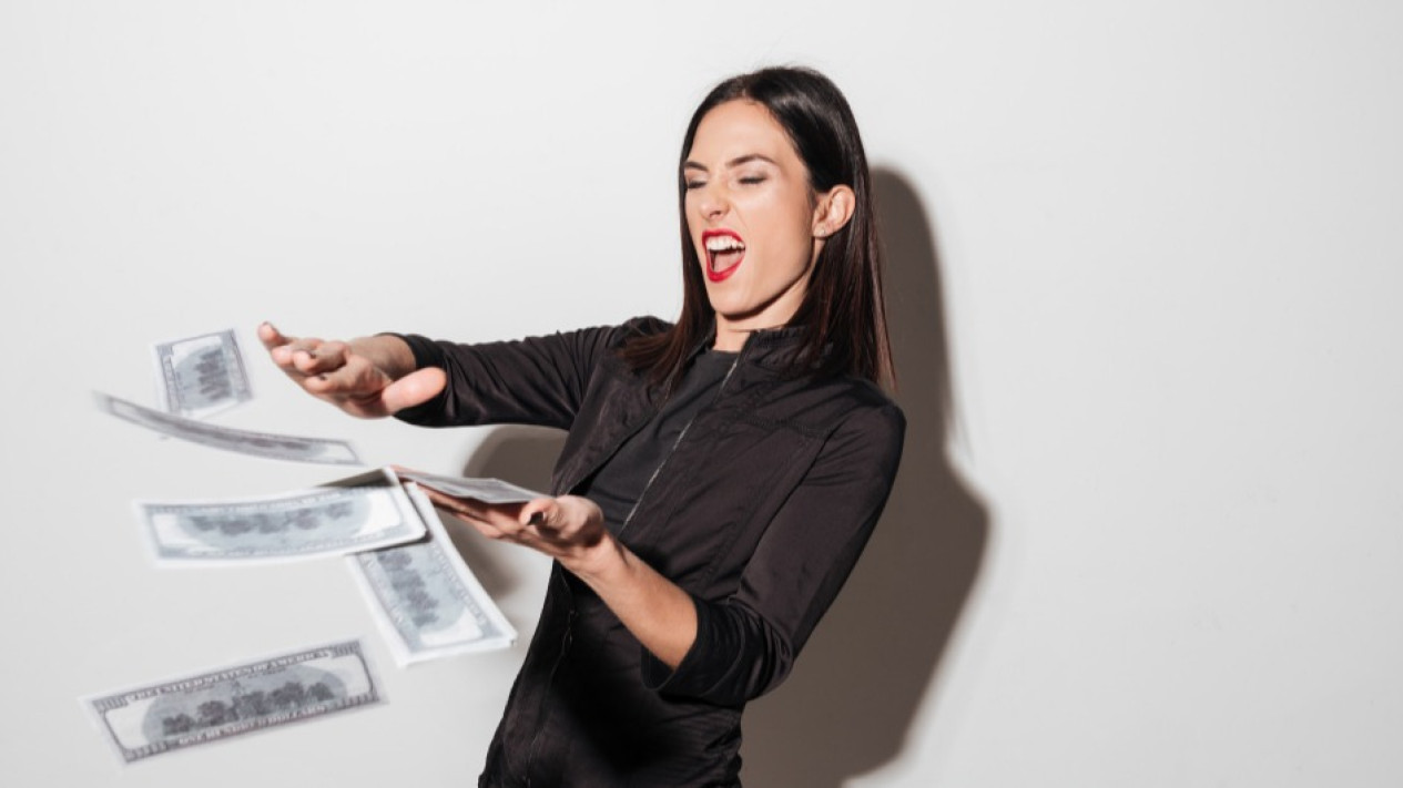 Rezeki Berlimpah Menghampiri, ini 5 Shio yang Diprediksi Dapat Keberuntungan Besar di Pertengahan Hingga Akhir Tahun 2023
            - galeri foto