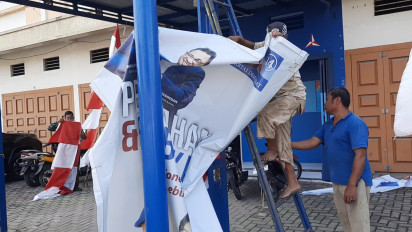 Dinilai sebagai Pengkhianat, DPC Demokrat Binjai Turunkan Baliho Anies Baswedan