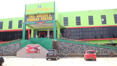 Jadi Pemulung Singkong Demi Bayar Tunggakan SPP, Pihak Sekolah Janji Akan Berikan Ijazah SMA Febriani