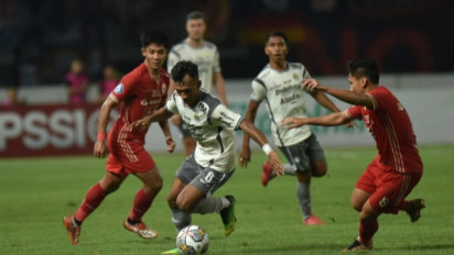 Persija vs Persib di Atas Kertas: Pertemuan Tim Papan Tengah Berbalut Gengsi