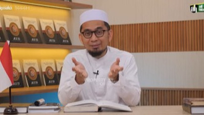 Dijamin Dapat Rezeki Berlimpah, Ustaz Adi Hidayat Bilang Tidak Ada Rugi-ruginya bila Sedekah Kepada Sosok Ini