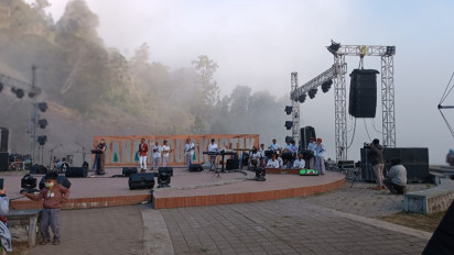 Aman dari Kebakaran Hutan dan Lahan, Dinas Pariwisata Lumajang Gelar Mahameru Akustik