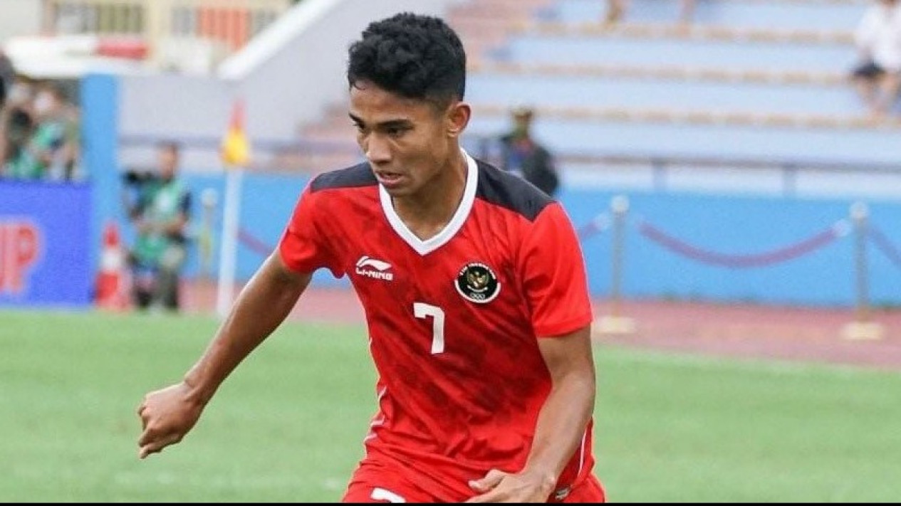 Ramalan Media Asing Terbukti? Jelang Kualifikasi Piala Asia Nama Marselino Ferdinan Kembali Curi Perhatian, Eks Persebaya itu...
            - galeri foto