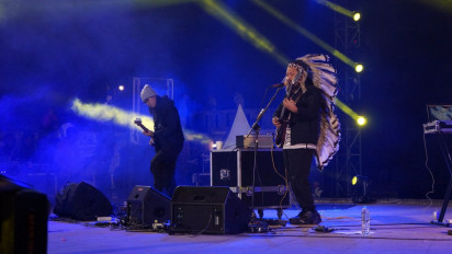 Mahameru Akustik, Sensasi Menikmati Sajian Musik Berlatar Danau Ranu Pani dengan Suhu Ekstrem