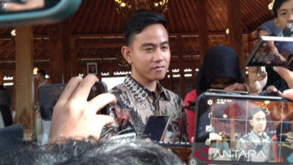 Ganjar Beri Pesan Khusus Pada Gibran Saat Pamitan dari Jabatan Gubernur