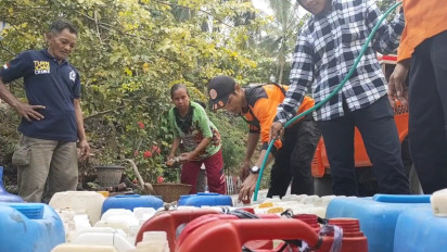 Bertahun-tahun Krisis Air Bersih, Warga Sandang Pangan Akhirnya Dapatkan Bantuan