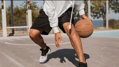 Rekomendasi Sepatu Basket dan Baju Basket Murah Terbaru 2023, Tampil Trendi dan Stylish Ala Pemain Basket