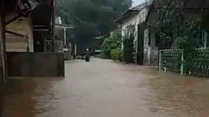 Hujan Deras, Puluhan Rumah di Pondokbatu Tapteng Tergenang Banjir