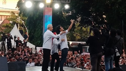 Ganjar Pranowo Baper dan Nangis saat Ditagih Anaknya Janji Naik Gunung Bersama