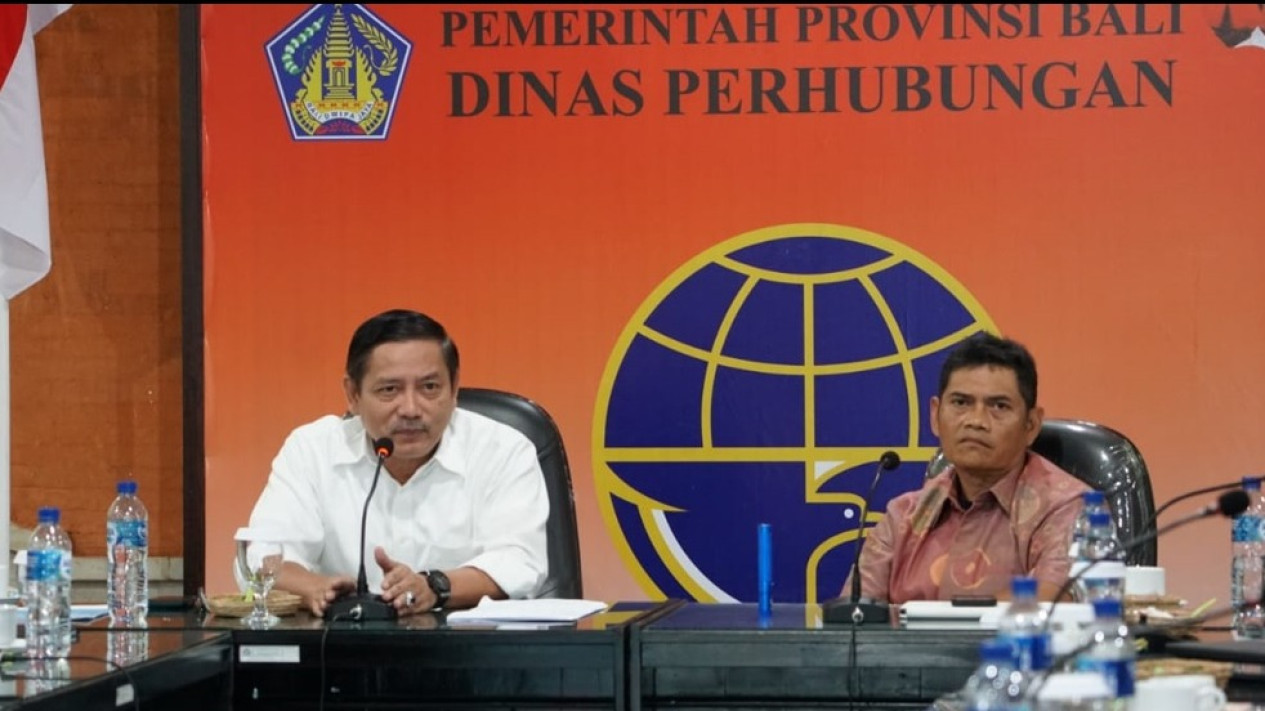 Ditjen Hubdat dan Pemprov Bali Evaluasi Pelaksanaan Trans Metro Dewata
            - galeri foto