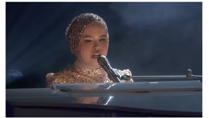 Bawakan Lagu U2 di AGT 2023, Putri Ariani Kembali Buat Juri Terkesima
